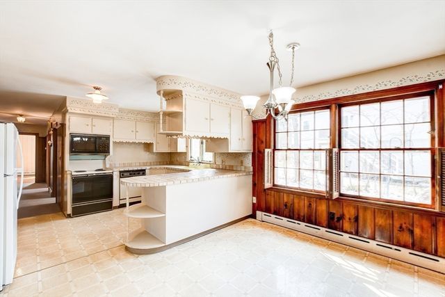 5 Chabot Drive, Fitchburg, MA 01420