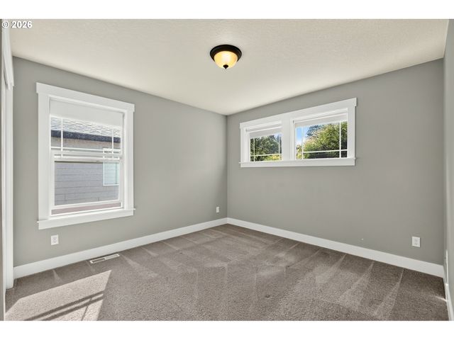 20333 Sw NAVARRE Ln, Beaverton, OR 97007