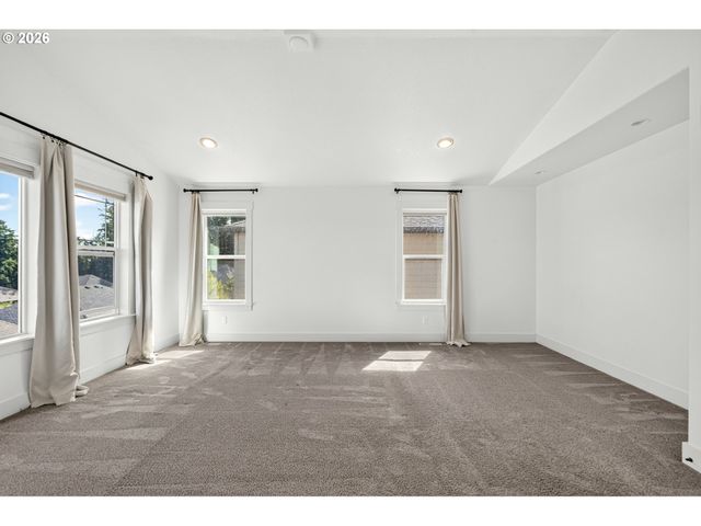 20333 Sw NAVARRE Ln, Beaverton, OR 97007