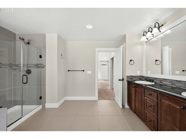 20333 Sw NAVARRE Ln, Beaverton, OR 97007