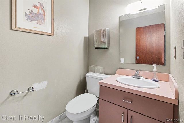 5245 Schaefer Road, Dearborn, MI 48126