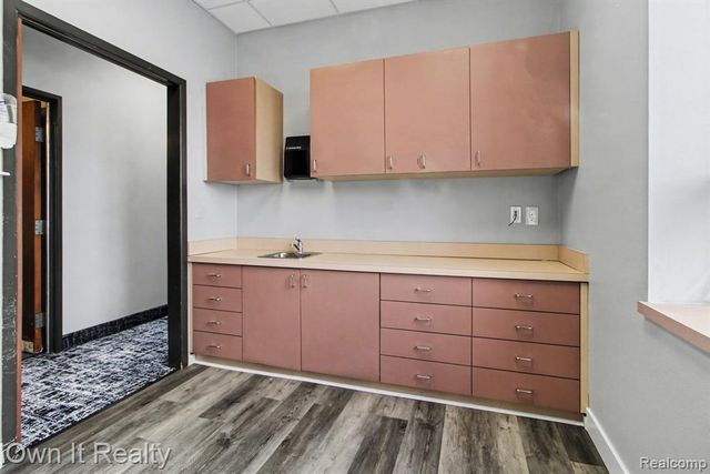 5245 Schaefer Road, Dearborn, MI 48126