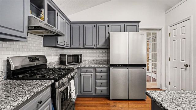 3209 Bardwell Road, Greensboro, NC 27410