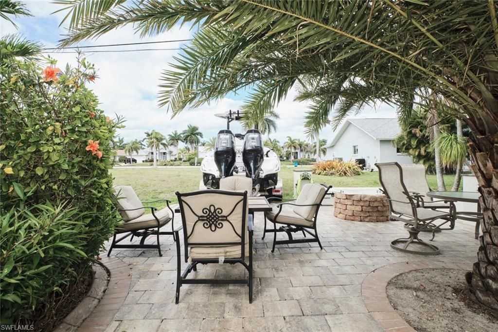 Image 45 of property listing at 5306 SW 27th PL, Cape Coral, FL 33914