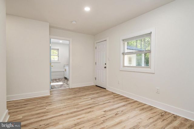 17705 QUEEN ANNE RD, Upper Marlboro, MD 20774