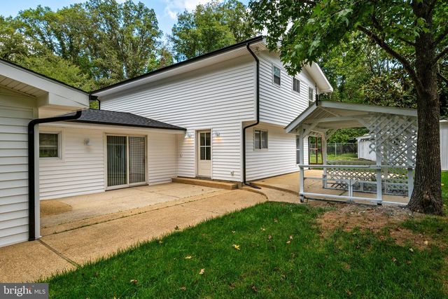 17705 QUEEN ANNE RD, Upper Marlboro, MD 20774
