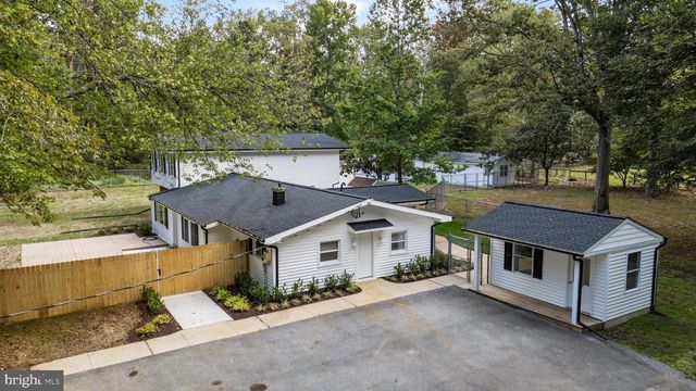 17705 QUEEN ANNE RD, Upper Marlboro, MD 20774