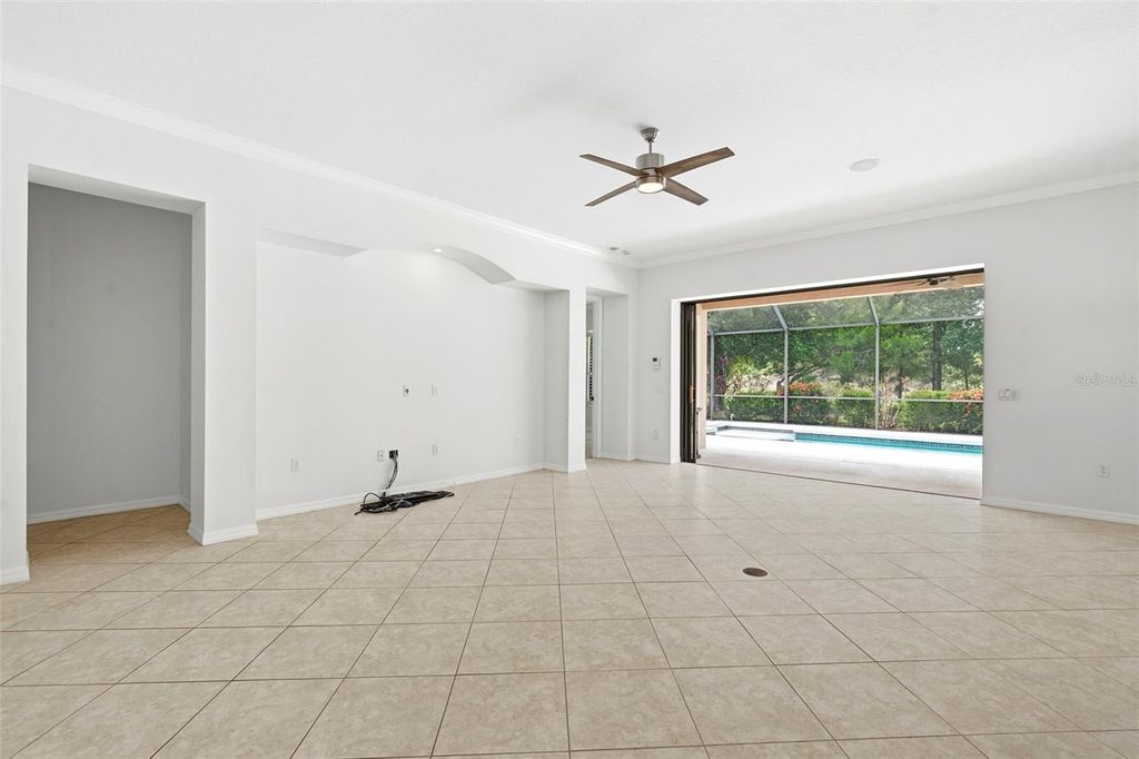 Image 16 of property listing at 13860 SIENA LOOP, Bradenton, FL 34202