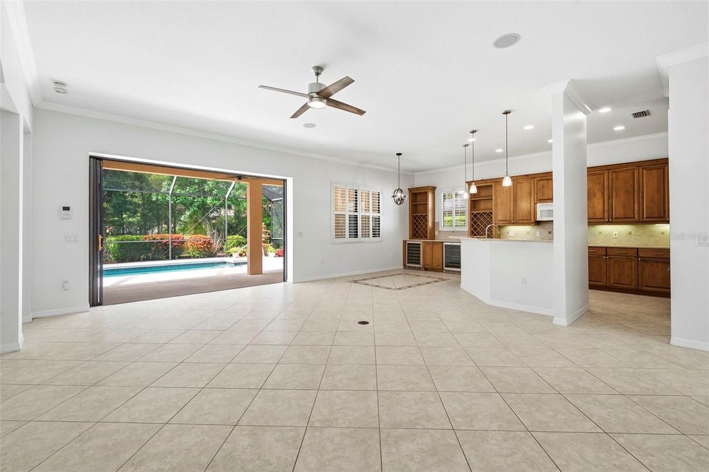 Image 17 of property listing at 13860 SIENA LOOP, Bradenton, FL 34202