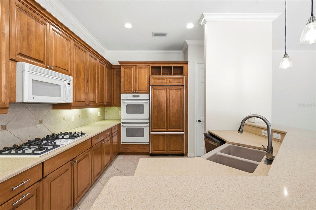 Image 31 of property listing at 13860 SIENA LOOP, Bradenton, FL 34202