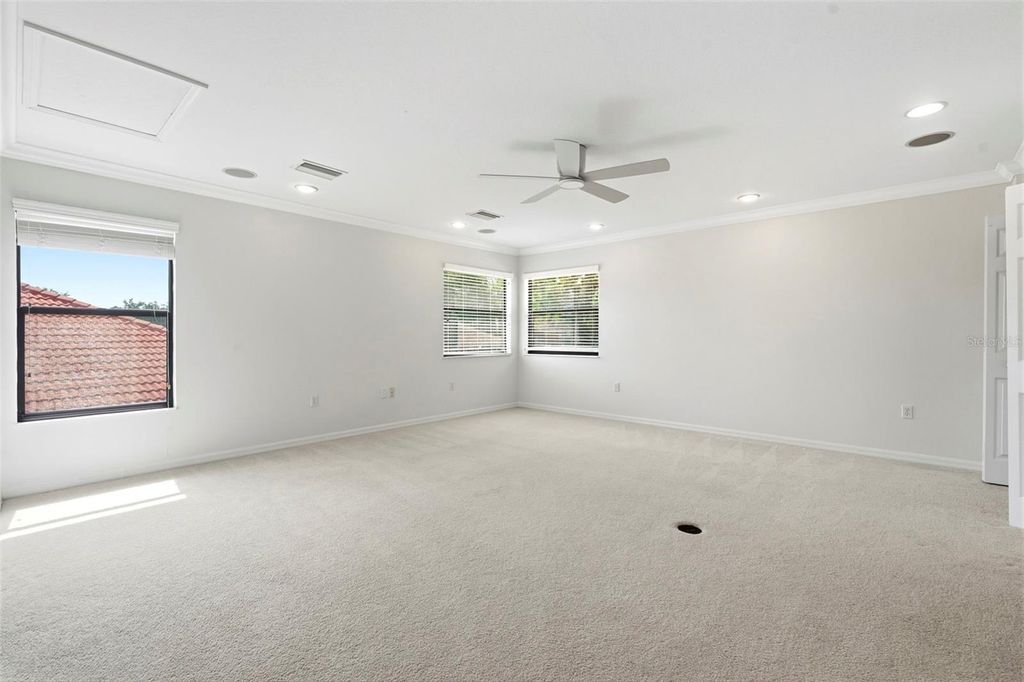 Image 44 of property listing at 13860 SIENA LOOP, Bradenton, FL 34202