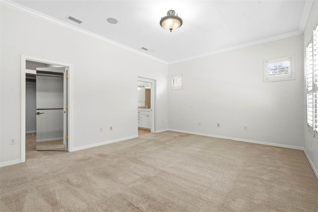 Image 54 of property listing at 13860 SIENA LOOP, Bradenton, FL 34202