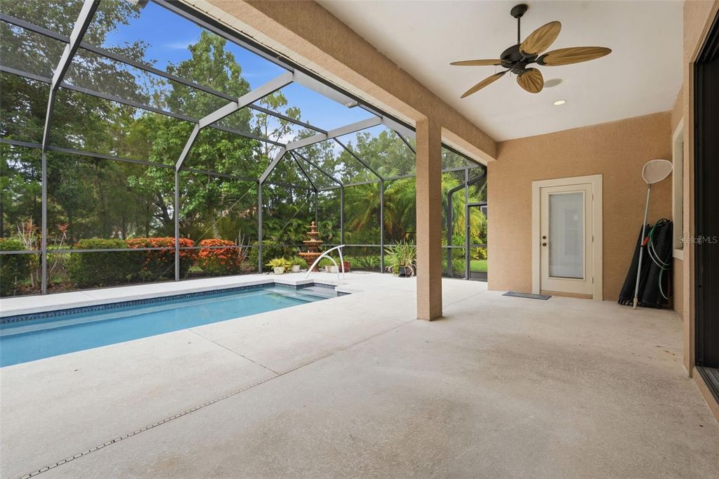 Image 61 of property listing at 13860 SIENA LOOP, Bradenton, FL 34202