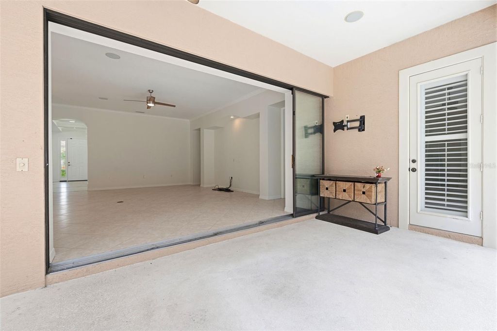 Image 63 of property listing at 13860 SIENA LOOP, Bradenton, FL 34202