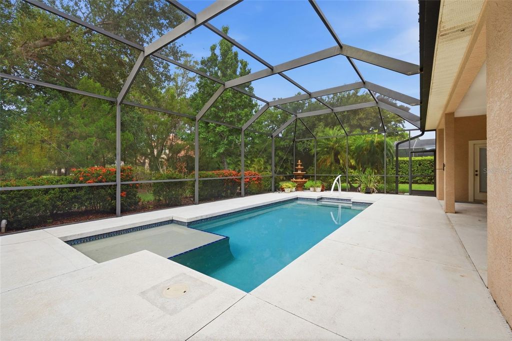 Image 64 of property listing at 13860 SIENA LOOP, Bradenton, FL 34202