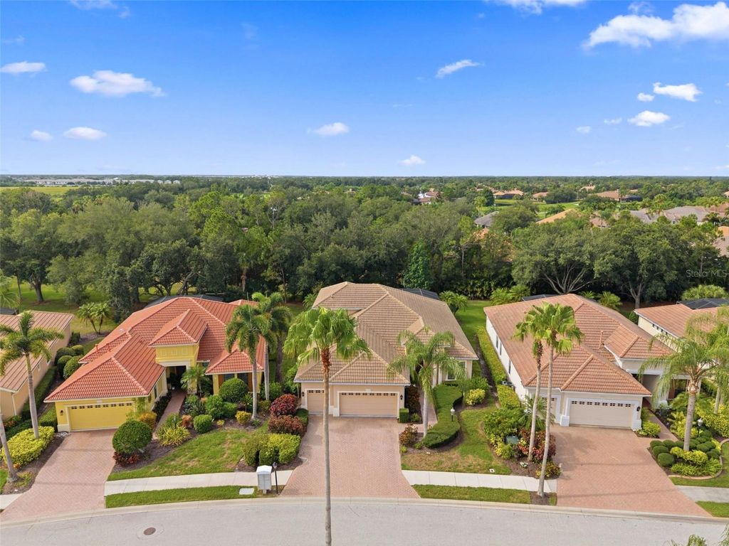 Image 76 of property listing at 13860 SIENA LOOP, Bradenton, FL 34202