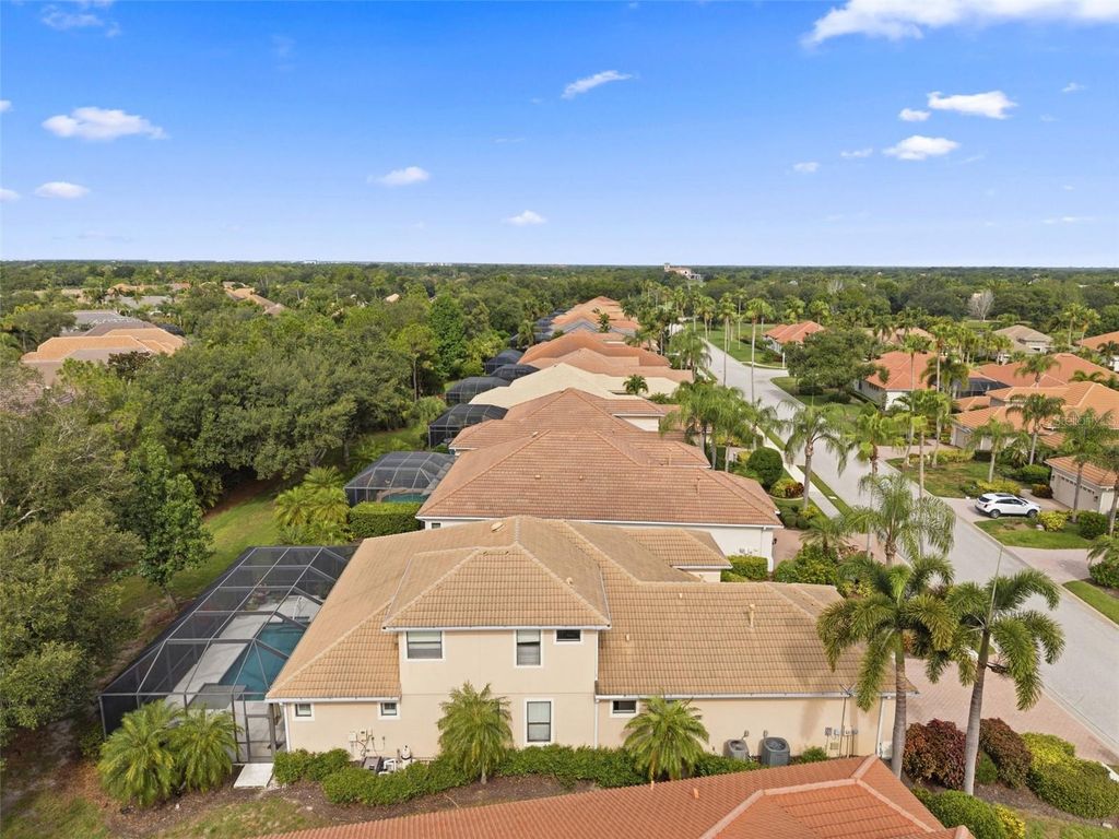 Image 77 of property listing at 13860 SIENA LOOP, Bradenton, FL 34202