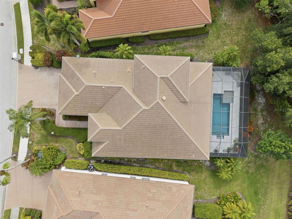 Image 80 of property listing at 13860 SIENA LOOP, Bradenton, FL 34202