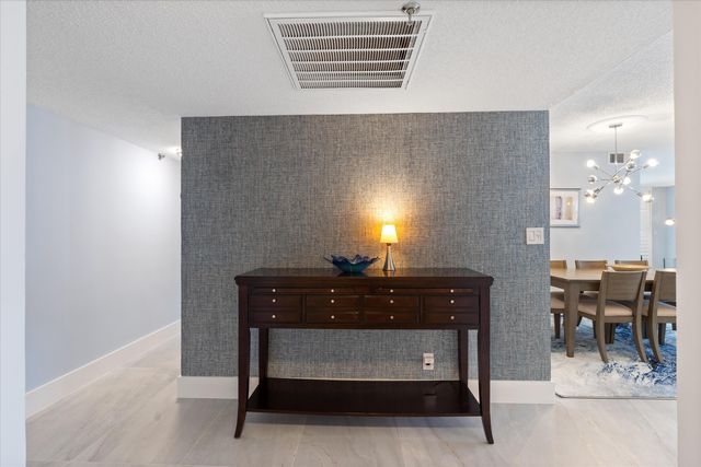 3115 S Ocean Boulevard 302, Highland Beach, FL 33487