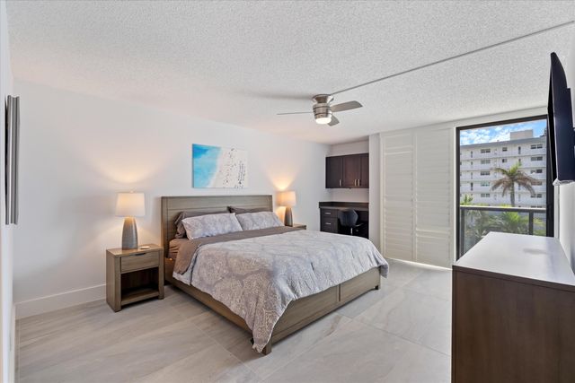 3115 S Ocean Boulevard 302, Highland Beach, FL 33487