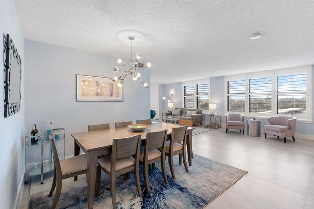 3115 S Ocean Boulevard 302, Highland Beach, FL 33487