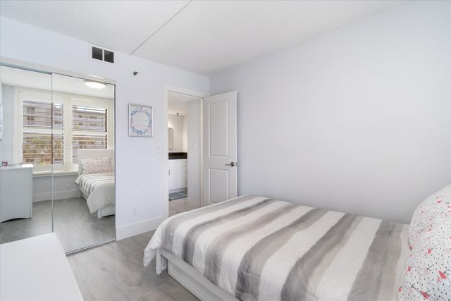 3115 S Ocean Boulevard 302, Highland Beach, FL 33487