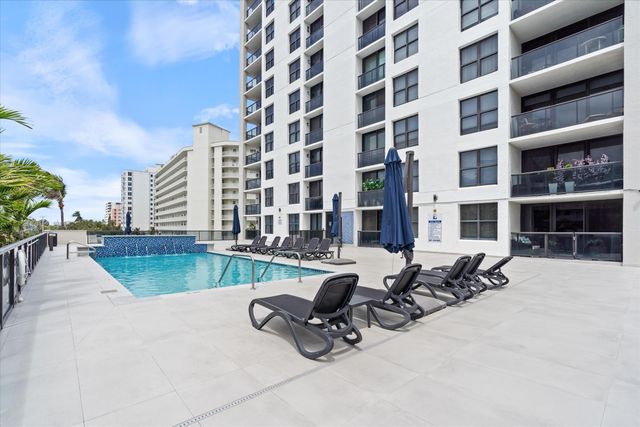 3115 S Ocean Boulevard 302, Highland Beach, FL 33487