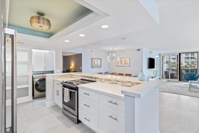 3115 S Ocean Boulevard 302, Highland Beach, FL 33487