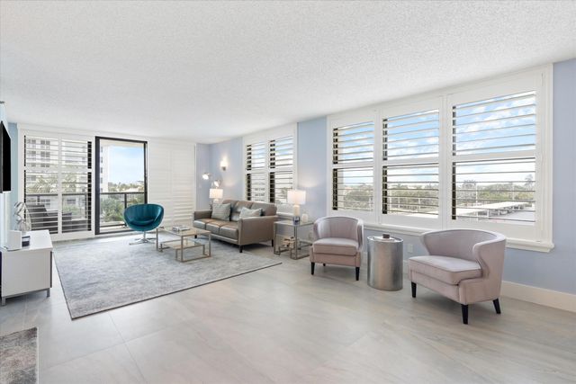 3115 S Ocean Boulevard 302, Highland Beach, FL 33487