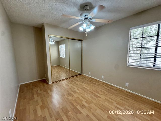 8621 Lyla Rae Circle, Las Vegas, NV 89117