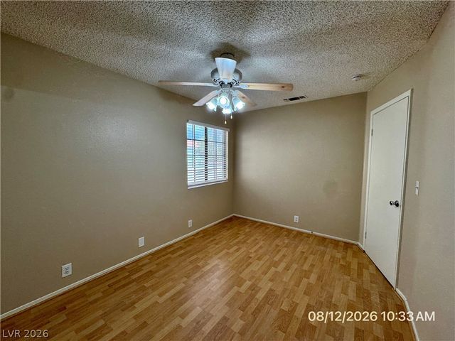 8621 Lyla Rae Circle, Las Vegas, NV 89117