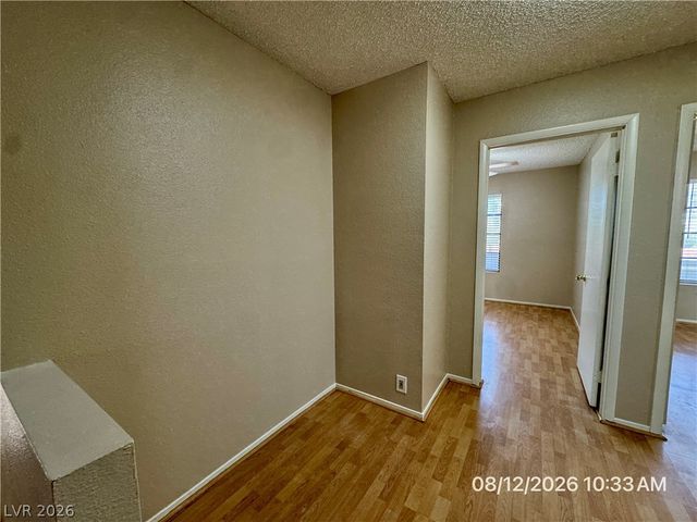 8621 Lyla Rae Circle, Las Vegas, NV 89117