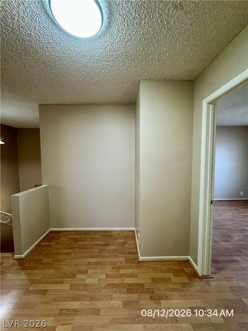 8621 Lyla Rae Circle, Las Vegas, NV 89117