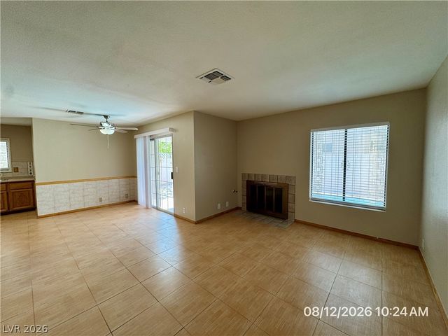 8621 Lyla Rae Circle, Las Vegas, NV 89117