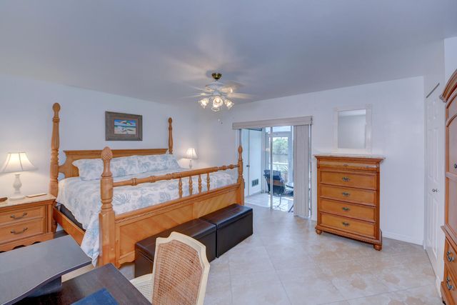 2600 S Kanner Highway, Stuart, FL 34994