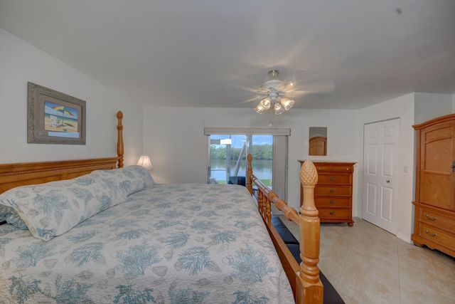 2600 S Kanner Highway, Stuart, FL 34994