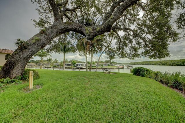 2600 S Kanner Highway, Stuart, FL 34994