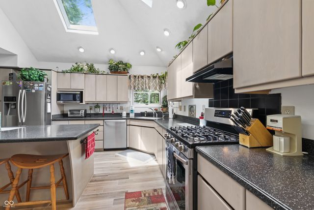 14442 Cherry Tree, Carmel, IN 46033