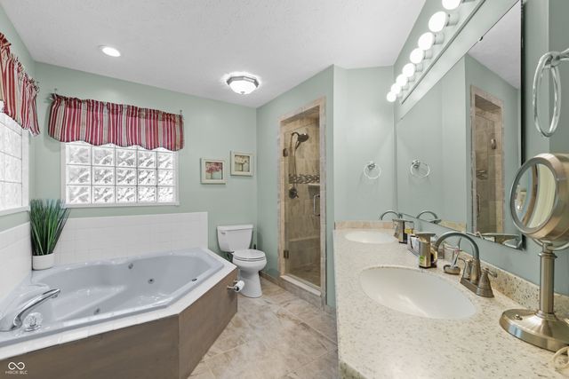 14442 Cherry Tree, Carmel, IN 46033