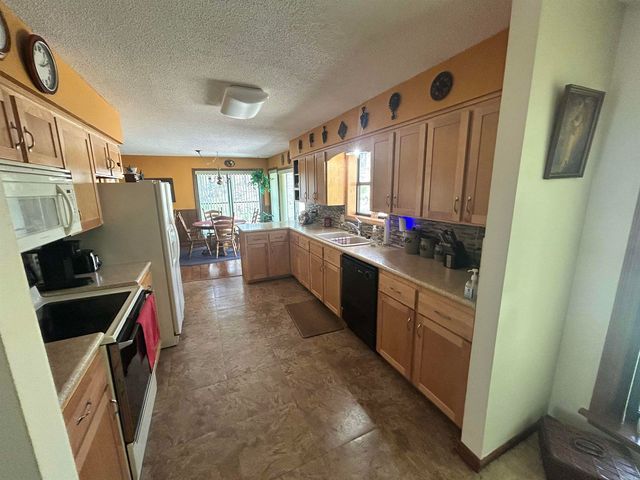 120 King Arthur Drive, Fairfield Bay, AR 72088