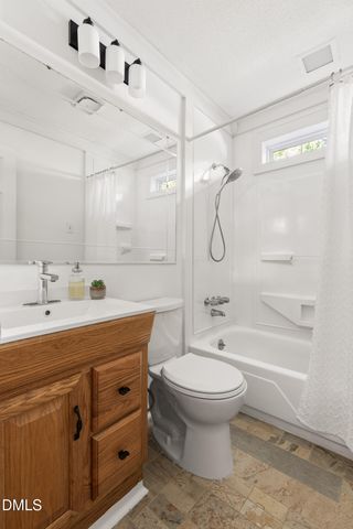107 N Hillsborough Avenue, Hillsborough, NC 27278