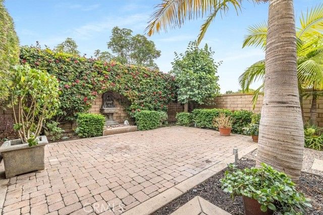 19266 Scripts Court, Huntington Beach, CA 92648