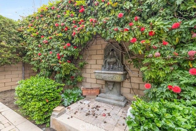 19266 Scripts Court, Huntington Beach, CA 92648