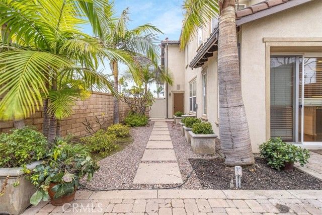 19266 Scripts Court, Huntington Beach, CA 92648