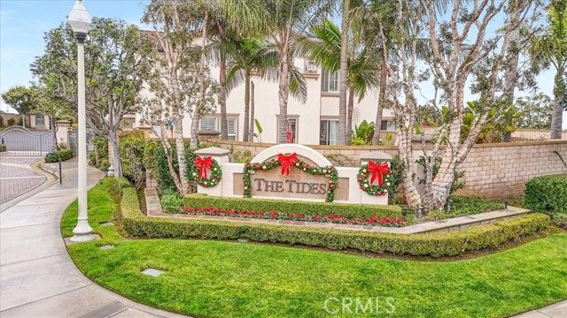 19266 Scripts Court, Huntington Beach, CA 92648