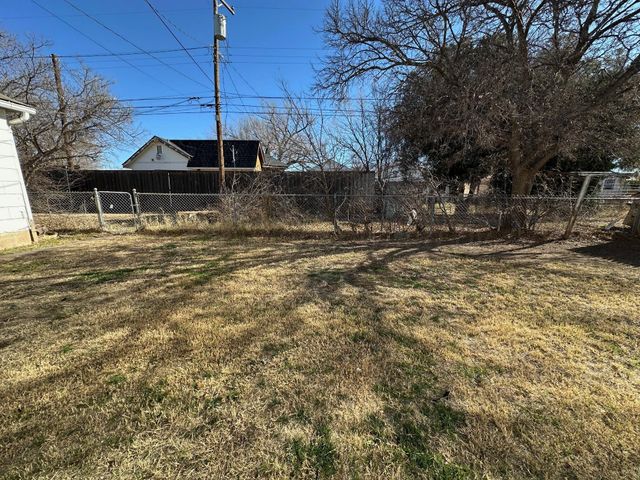 4205 S LIPSCOMB Street, Amarillo, TX 79110