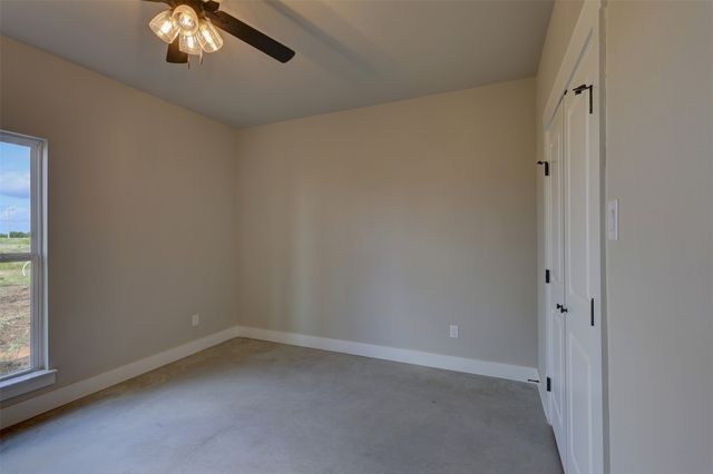 110 Stillmeadow Way, Whitney, TX 76692