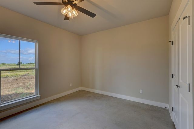 110 Stillmeadow Way, Whitney, TX 76692