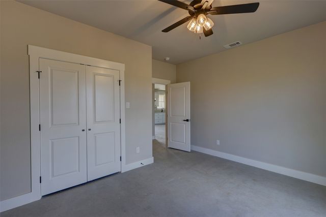 110 Stillmeadow Way, Whitney, TX 76692
