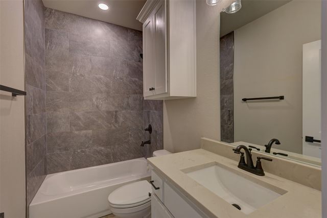 110 Stillmeadow Way, Whitney, TX 76692